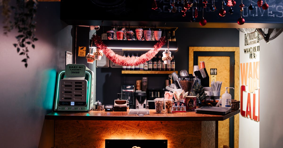 Hollowcup Cafe / Restaurant contact